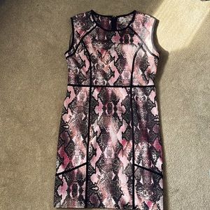 Jennifer Lopez size 14 pink colored snake print dress